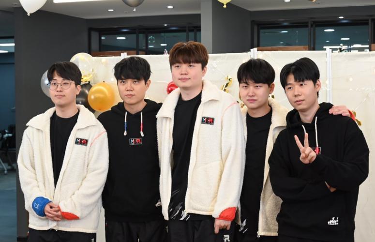 Delight:输给T1是下路与打野的沟通不足,Guma对线能力很强